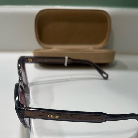 Chloe Willow 55 mm Cat Eye Sunglasses Black with purple lenses - Picture 8 of 10